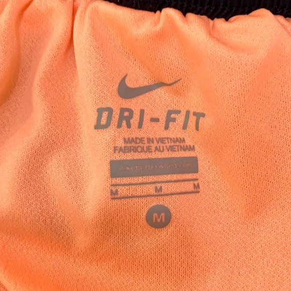 SOLD - Nike Dri-Fit Lined Running Tempo Shorts - Picture 4 of 6